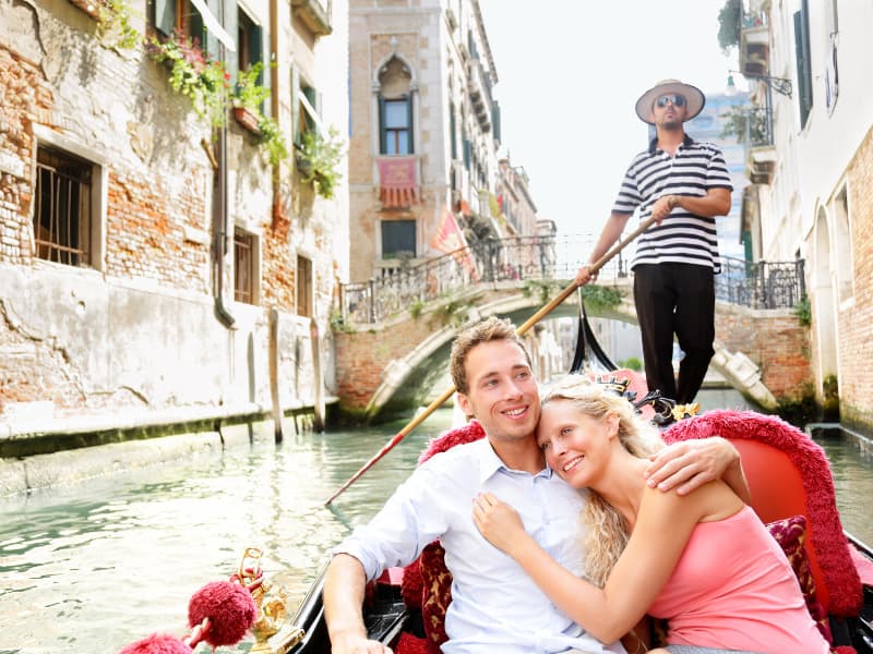 Italia romantica in gondola a Venezia